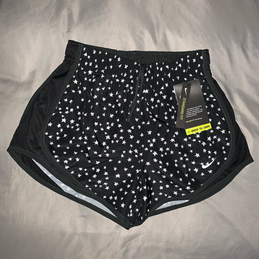 Nike shorts women